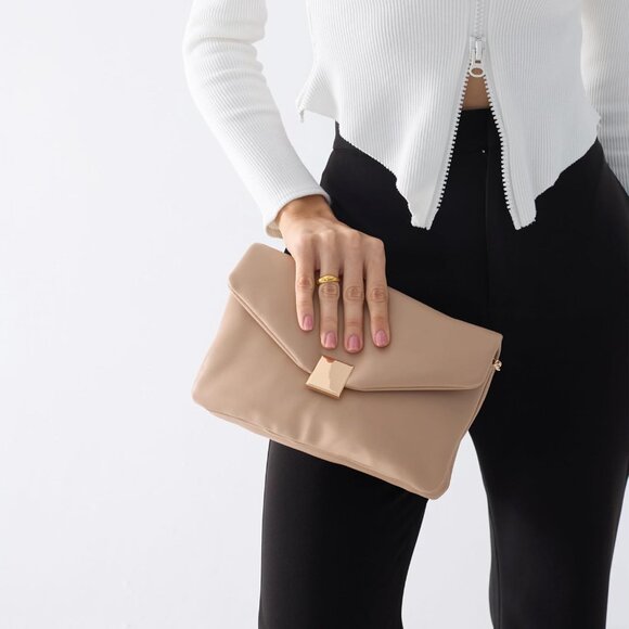 Vegan Leather Chain Shoulder Puffer Envelope Clutch for Women - Picture 7 of 7